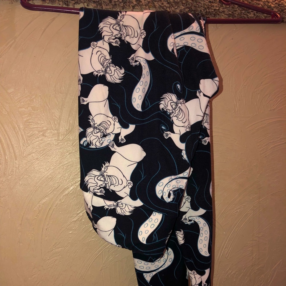 Lularoe Ursula Leggings. OS (2-10)